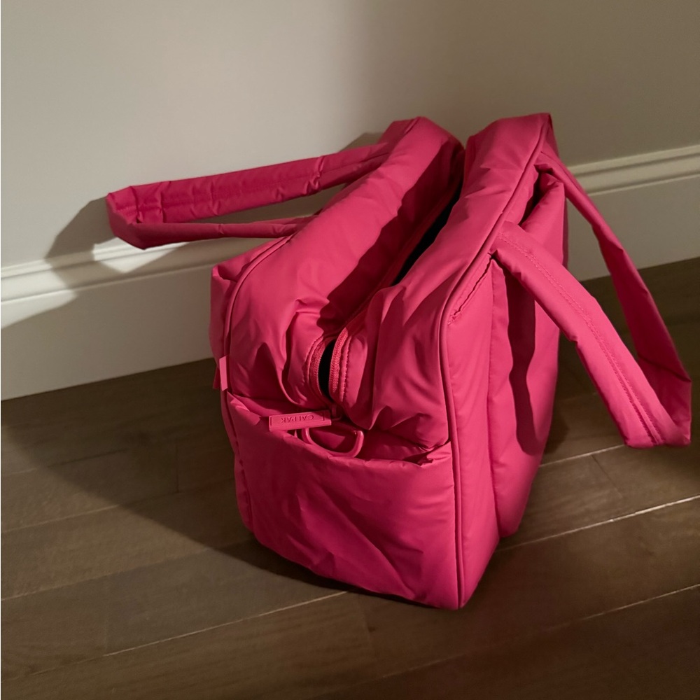 Hot Pink Travel Tote with Detachable Strap - Picture 2 of 5